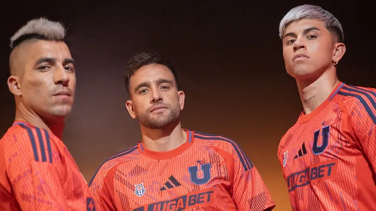 La U presentó su nueva camiseta de visitante