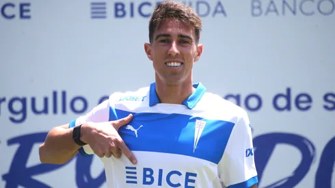 Católica presentó a Diego Valencia como su último refuerzo.