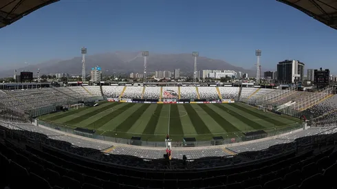 Colo Colo y su cancha han sido tema en febrero.
