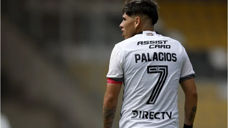 Carlos Palacios dejó vacante la 7 en Colo Colo y esta tarde se conoció a su heredero.
