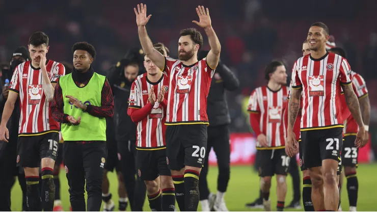 Ben Brereton y Sheffield United van por el ascenso a la Premier League.
