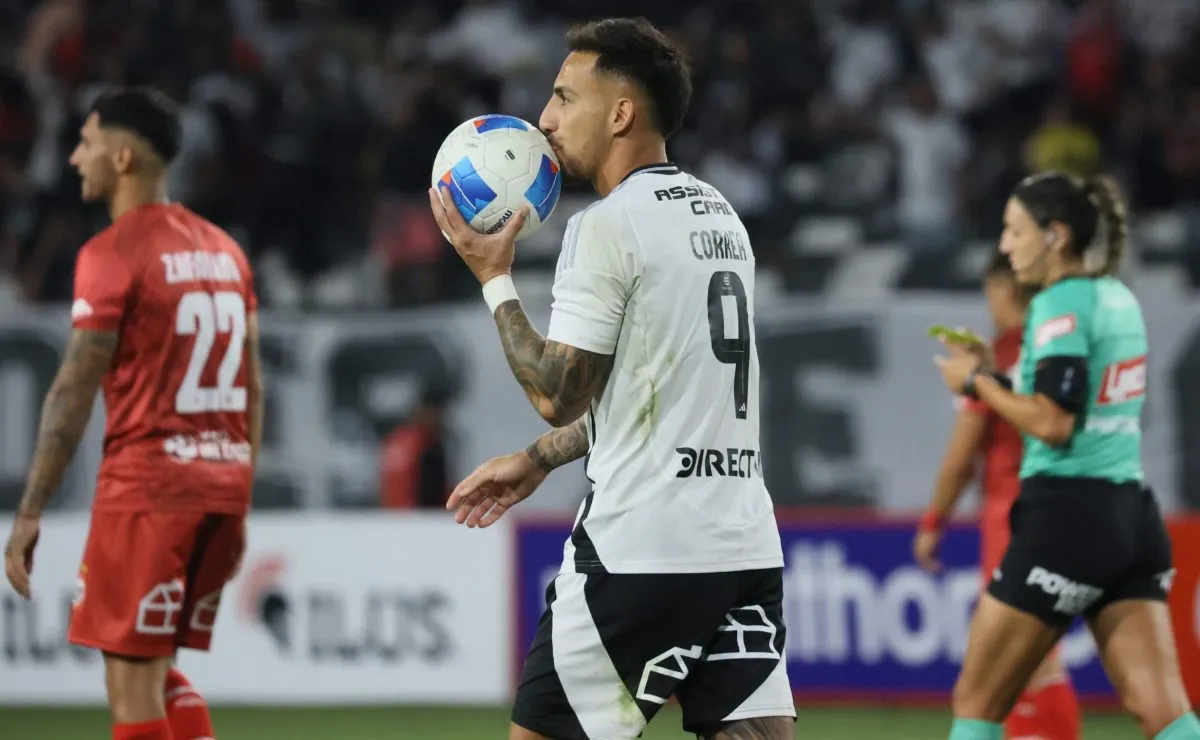 Correa se roba el show y Colo Colo aplasta a San Felipe en la Copa Chile