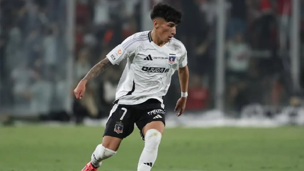 Francisco Marchant jugó su primer partido oficial por Colo Colo siendo titular y suma bonos como el Sub 21 para este año. Foto: Instagram.