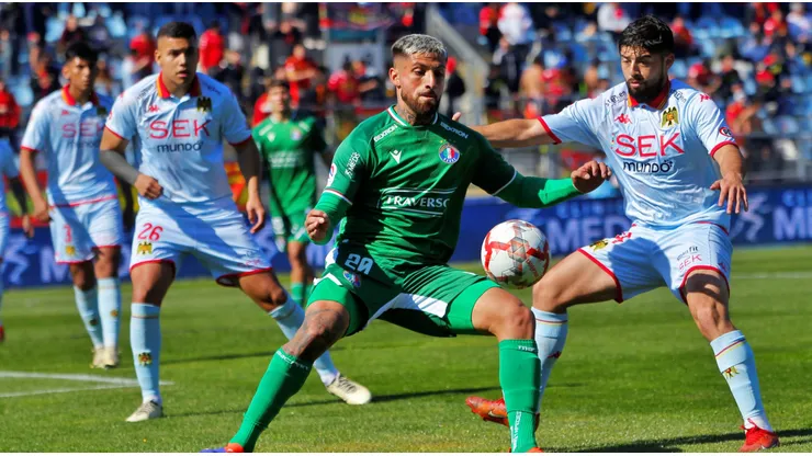 Jeraldino cambió la camiseta de Audax por la de Unión Española.