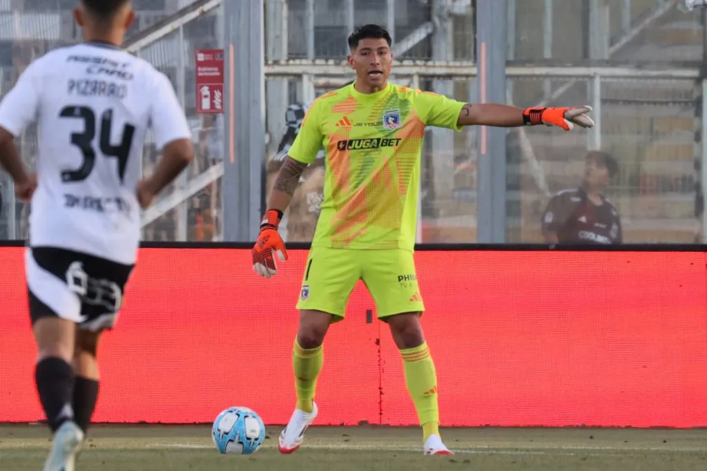 Brayan Cortés fue banca en el último partido de Colo Colo