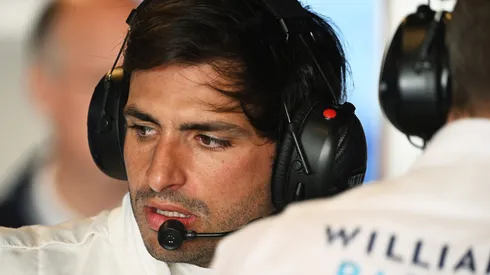 Carlos Sainz durante los tests de Fórmula 1 en Abu Dhabi.