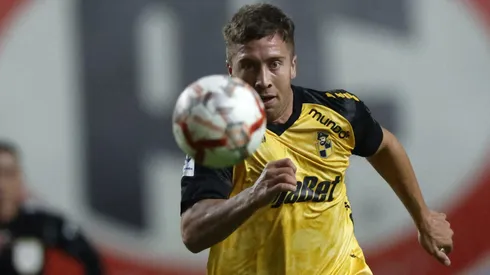 Nicolás Johansen, jugador de Coquimbo Unido, intentará marcar el primer gol del Campeonato Nacional 2025.