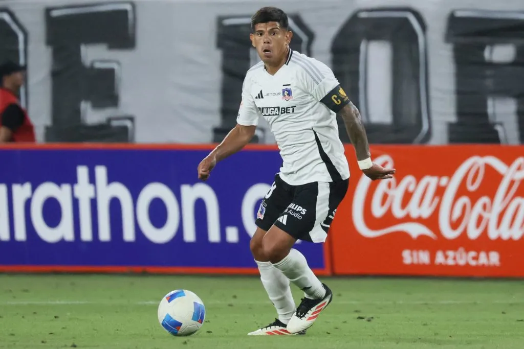 Esteban Pavez es fijo en Colo Colo. Foto: Dragomir Yankovic/Photosport