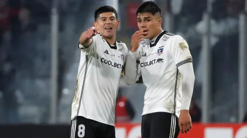 Esteban Pavez en modo consejero para Damián Pizarro.