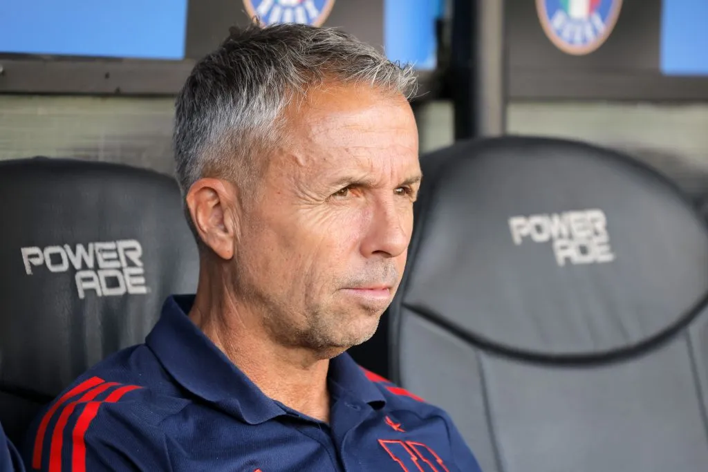 Gustavo Álvarez celebró una clara victoria de la U ante Ñublense. (Javier Torres/Photosport).