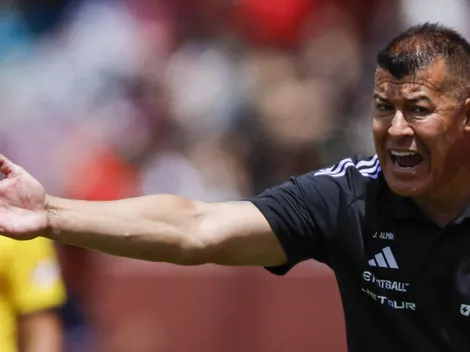 "Una cancha como esta...": Almirón le tira la oreja a La Serena