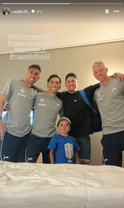 Nicolás Castillo se reencontró con Universidad Católica luego de su polémica salida. Foto: Instagram.