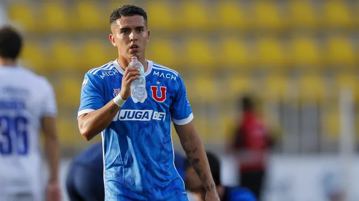 Julián Alfaro recibe especial tratamiento en la U.