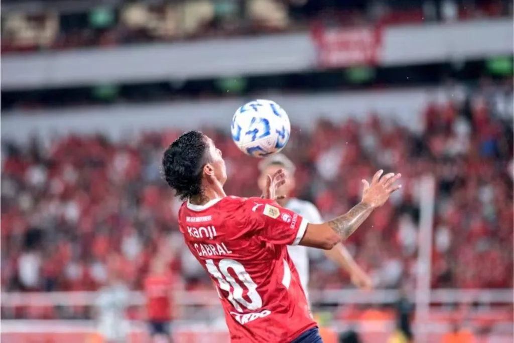 Luciano Cabral es gran figura en el fútbol argentino