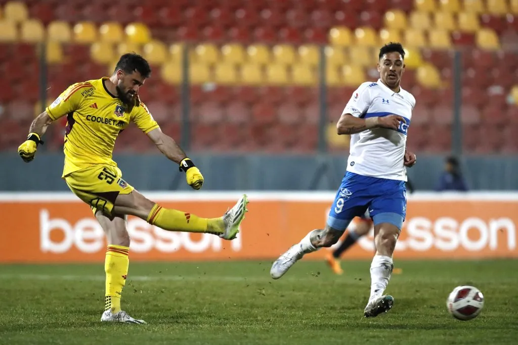 Universidad Católica tiene en la mira a Fernando de Paul. ¿Lo dejará partir Colo Colo? | Foto: Photosport.
