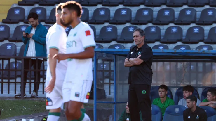 Salas alista el debut en la Liga de Ascenso.