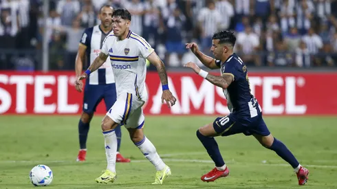 Carlos Palacios ante Alianza Lima.