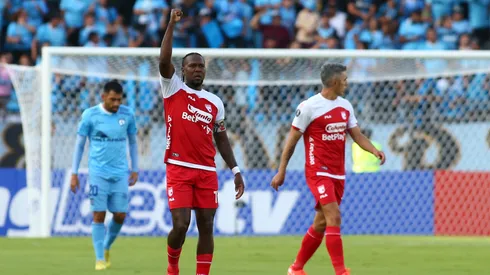 Hugo Rodallega convirtió un gol que lo erigió en un histórico del fútbol colombiano.