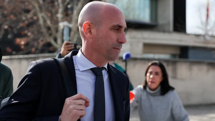 Luis Rubiales recibe sentencia de la Justicia por beso a Jenni Hermoso.