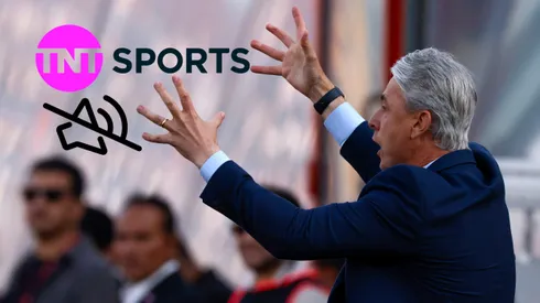 A Tiago Nunes le gusta ver los partidos en silencio.