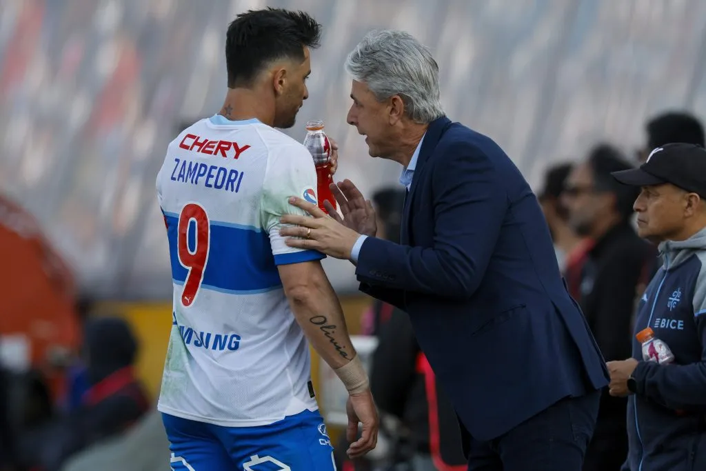 Tiago Nunes con Zampedri en la UC. (Andres Pina/Photosport).