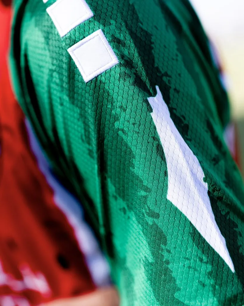 El mapa, un detalle que desde hace años dice presente en la indumentaria del Tino. 