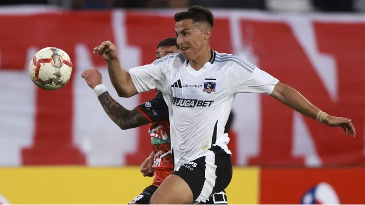 Jonathan Villagra no lo pasa nada de bien en Colo Colo.