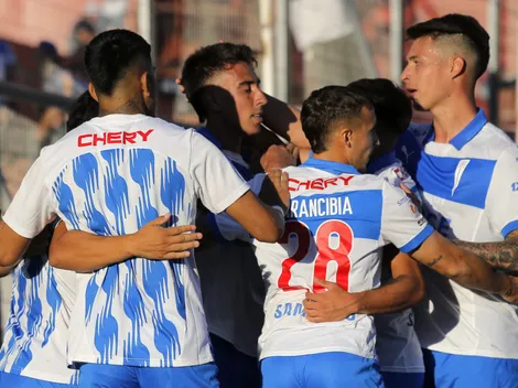 Uno hizo sufrir a la U: Los dos arqueros de Primera B que busca la UC