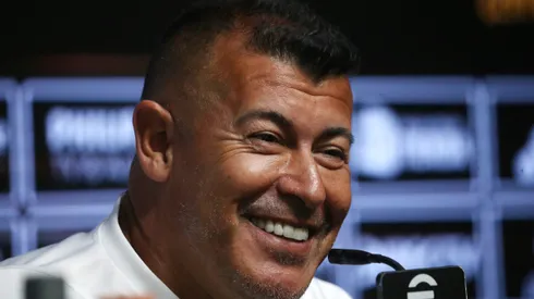 Jorge Almirón se refirió a las palabras dichas en el podcast Centenario de Colo Colo y volvió a defender su postura.