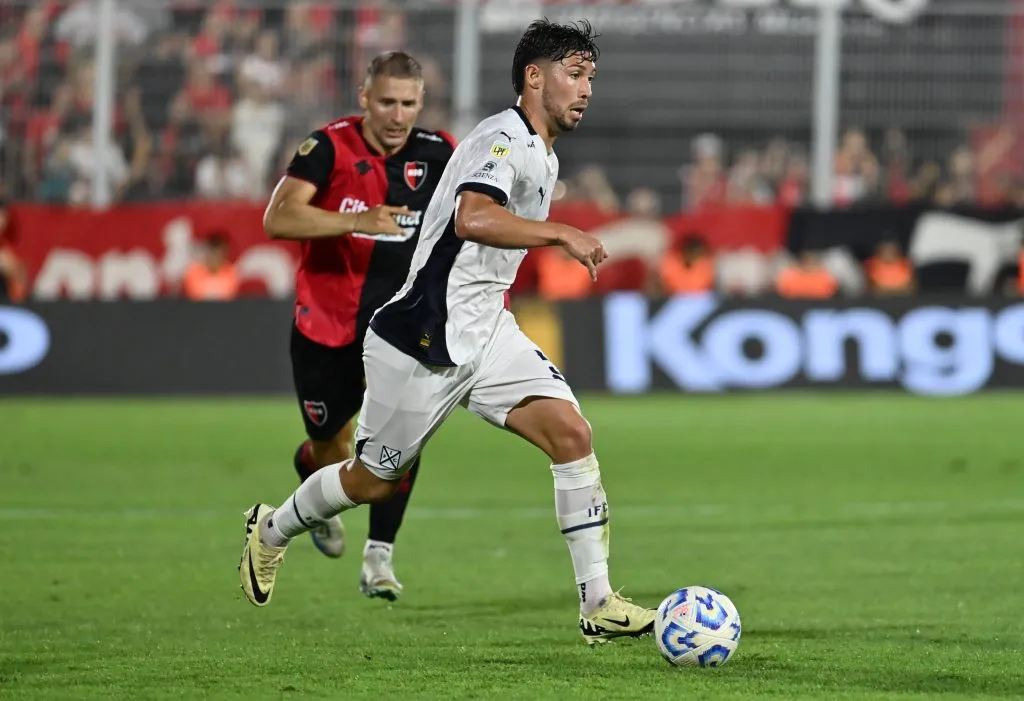 Felipe Loyola en Independiente, donde es figura. (Foto: Luciano Bisbal | Imago).