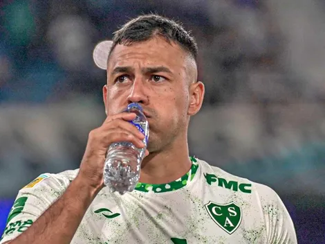 Insólito: Iván Morales le quita un gol a su compañero en Argentina