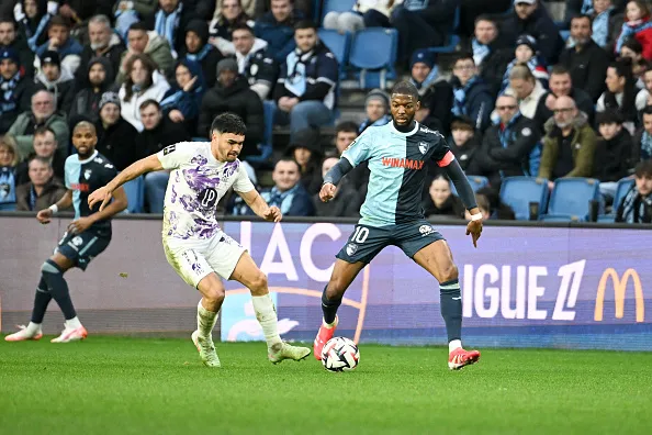 Gabriel Suazo lleva seis asistencias en este temporada 2024-25 con el Toulouse. | Foto: Getty Images.