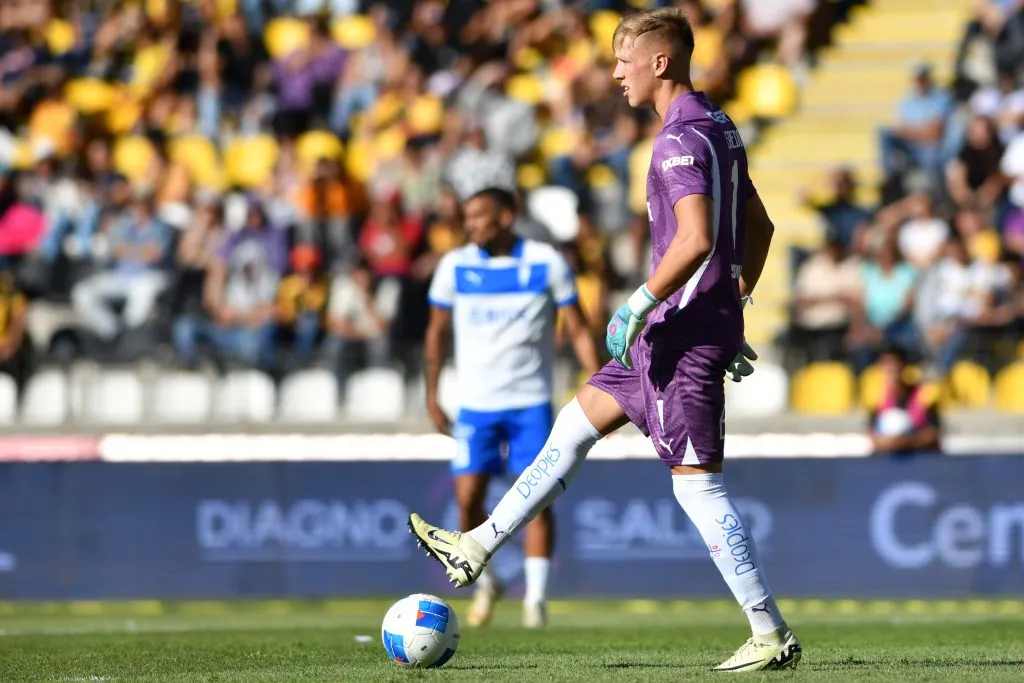 Bernedo tuvo mucha tarea en el Sánchez Rumoroso. (Alejandro Pizarro Ubilla/Photosport).