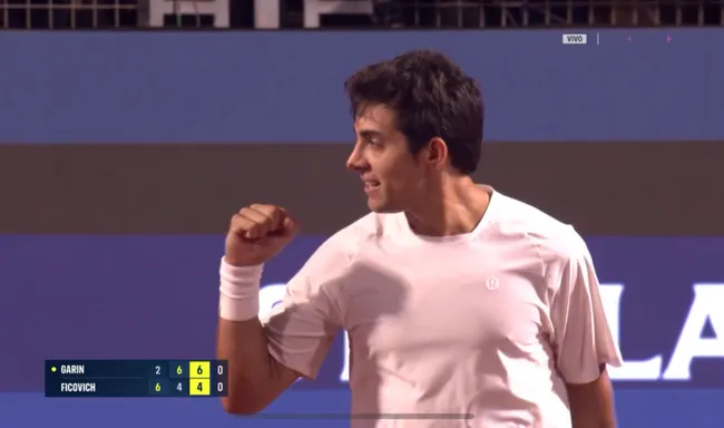 Cristian Garin celebró en primera ronda del Chile Open 2025.