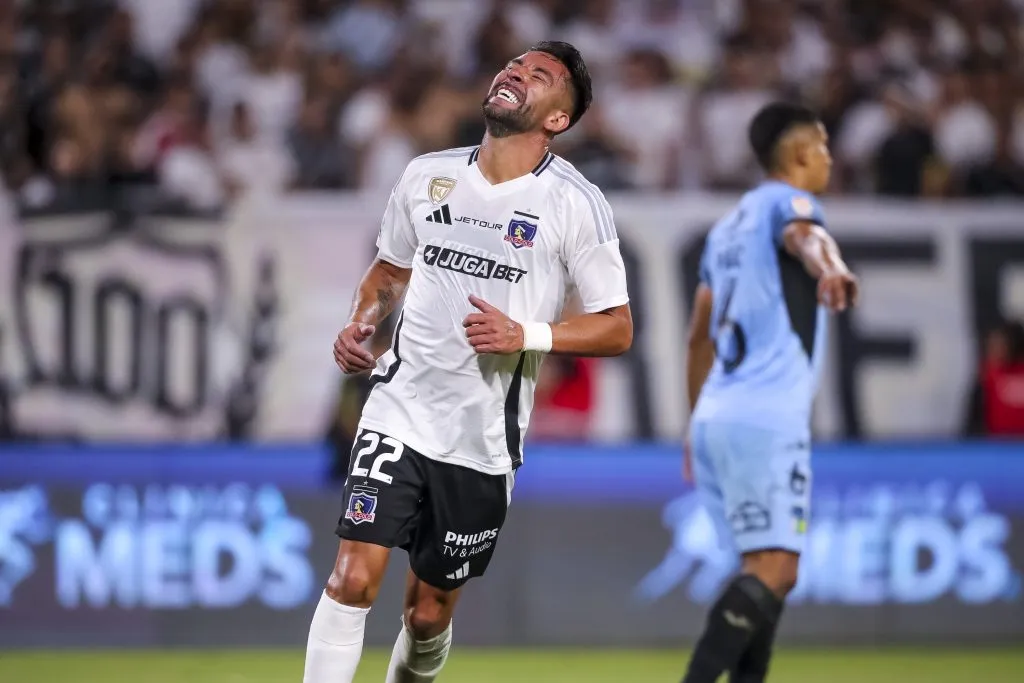 Mauricio Isla cometió un error en el gol de O’Higgins. Foto: Pepe Alvujar/Photosport