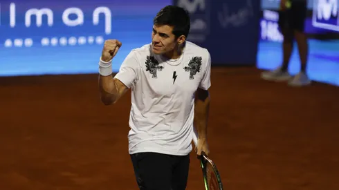 Cristian Garin se metió en octavos de final del Chile Open.