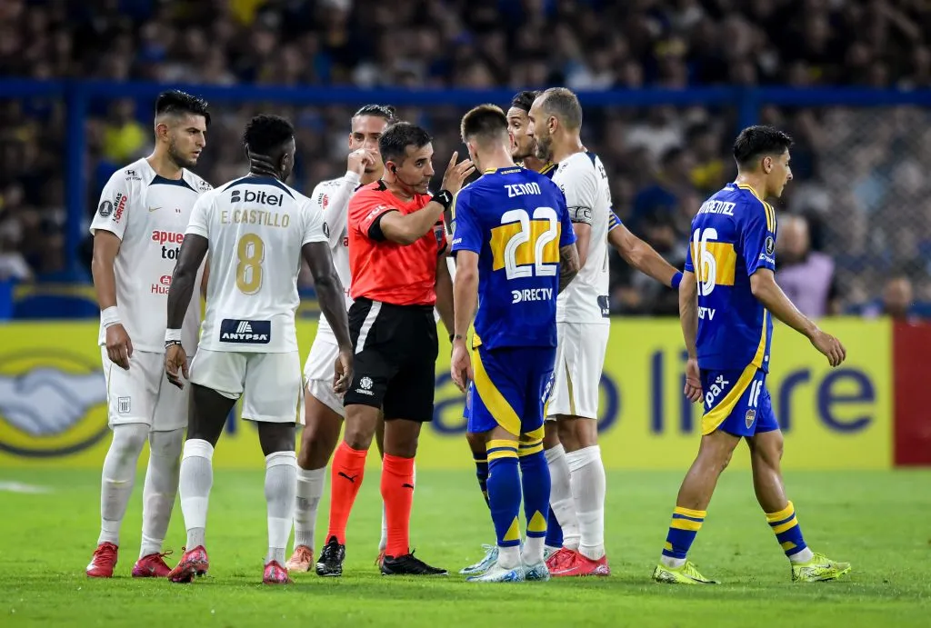 Alianza Lima dejó en el camino a Boca Juniors y enfrentará a Deportes Iquique por el paso a fase de grupos de la Copa Libertadores.