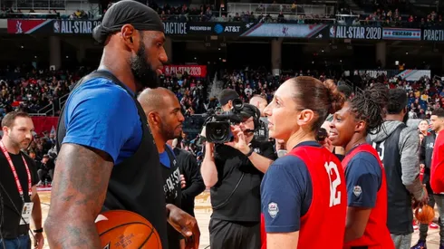 La leyenda del básquetbol decidió colgar las zapatillas.