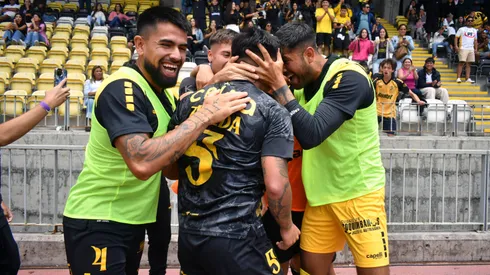 Coquimbo Unido está invicto en las dos competiciones.