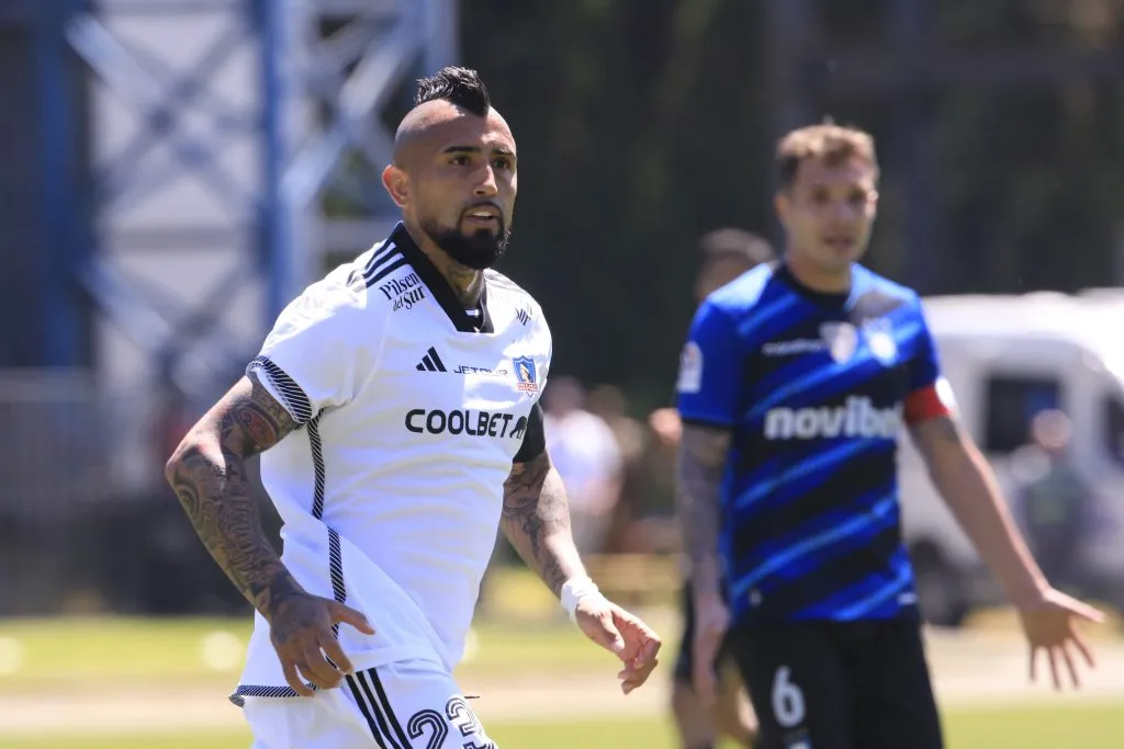 Vidal lamentó la actitud de Huachipato contra los hinchas de Colo Colo