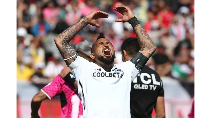 Vidal es duda para el próximo partido de Colo Colo.