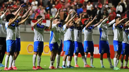 Católica está cerca de ganar un defensor.