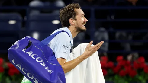 Daniil Medvedev discute con el juez de silla