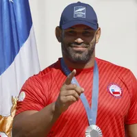 Yasmani Acosta revela el cambio en su vida tras medalla en París 2024: ＂Es difícil de explicar＂