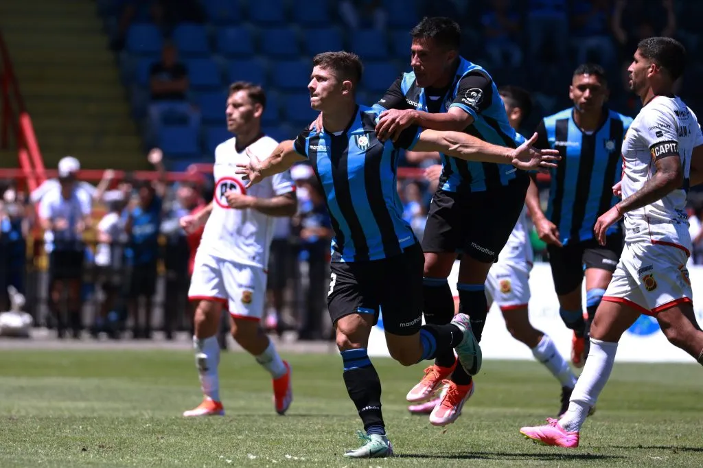 Cris Martínez es baja en Huachipato ante Colo Colo. Foto: Eduardo Fortes/Photosport