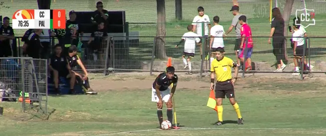 Carlos Palacios visitó el Estadio Monumental y compartió con sus ex compañeros de Colo Colo.