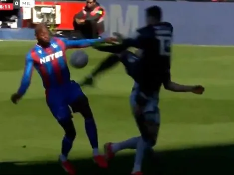 La brutal patada que mandó a Mateta al hospital en la FA Cup