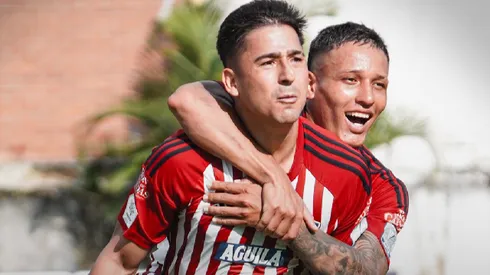 Guillermo Paiva jugando en Junior.