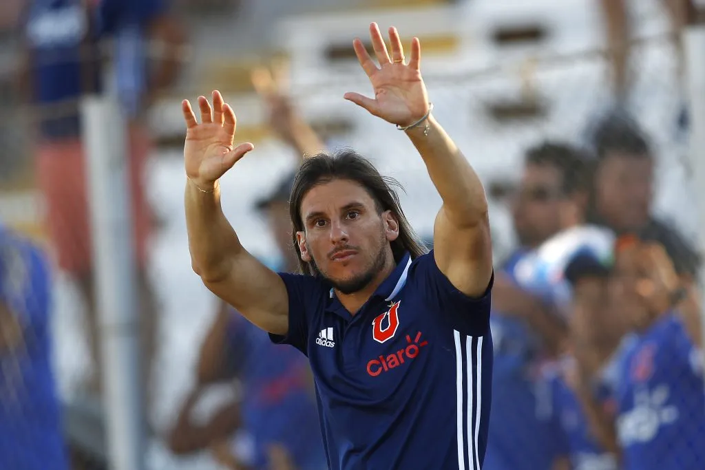 Sebastián Beccacece era el entrenador de la U en 2016. Foto: dez/Photosport