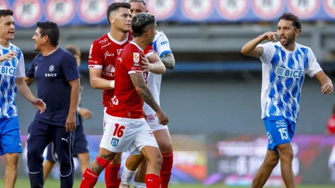 Deportes Iquique y Universidad Católica cerraron un partido caliente.